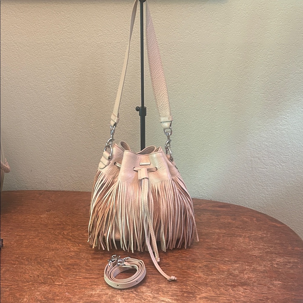 Rabeanco Fringe Small Bucket Shoulderbag/Crossbody
